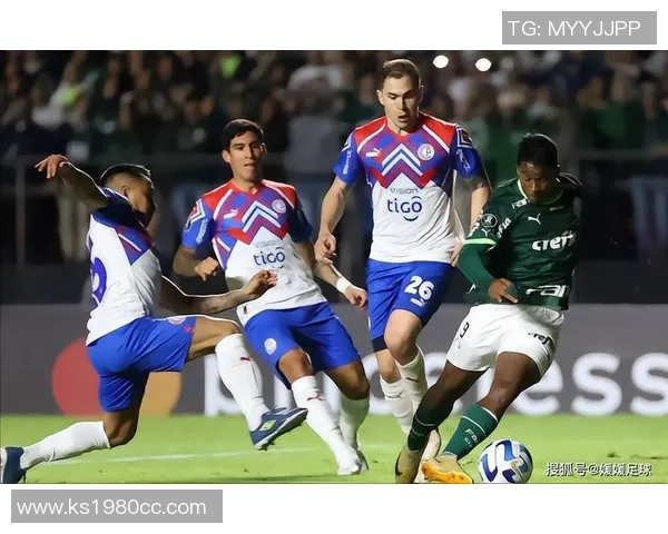 波特诺与帕尔梅拉的激烈对决揭示南美足球的魅力与竞争力 波特诺与帕尔梅拉的激烈对决揭示南美足球的魅力与竞争力