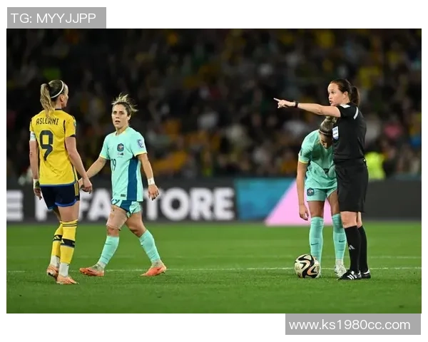 瑞典女子足球队与意大利女子足球队精彩对决比分分析与赛后点评 瑞典女子足球队与意大利女子足球队精彩对决比分分析与赛后点评